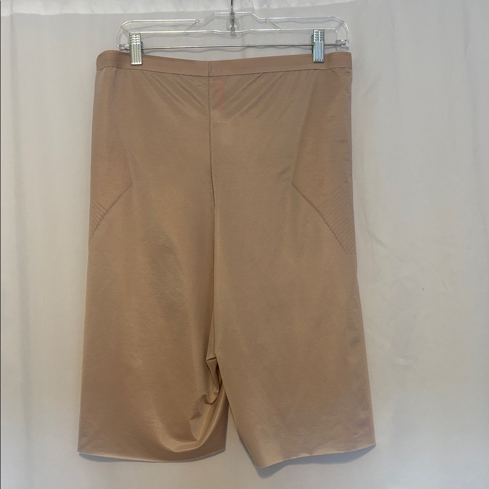 SPANXshape™‎ Invisible High-Waisted Mid-Thigh Short Champagne Beige size 2X - Picture 4 of 12